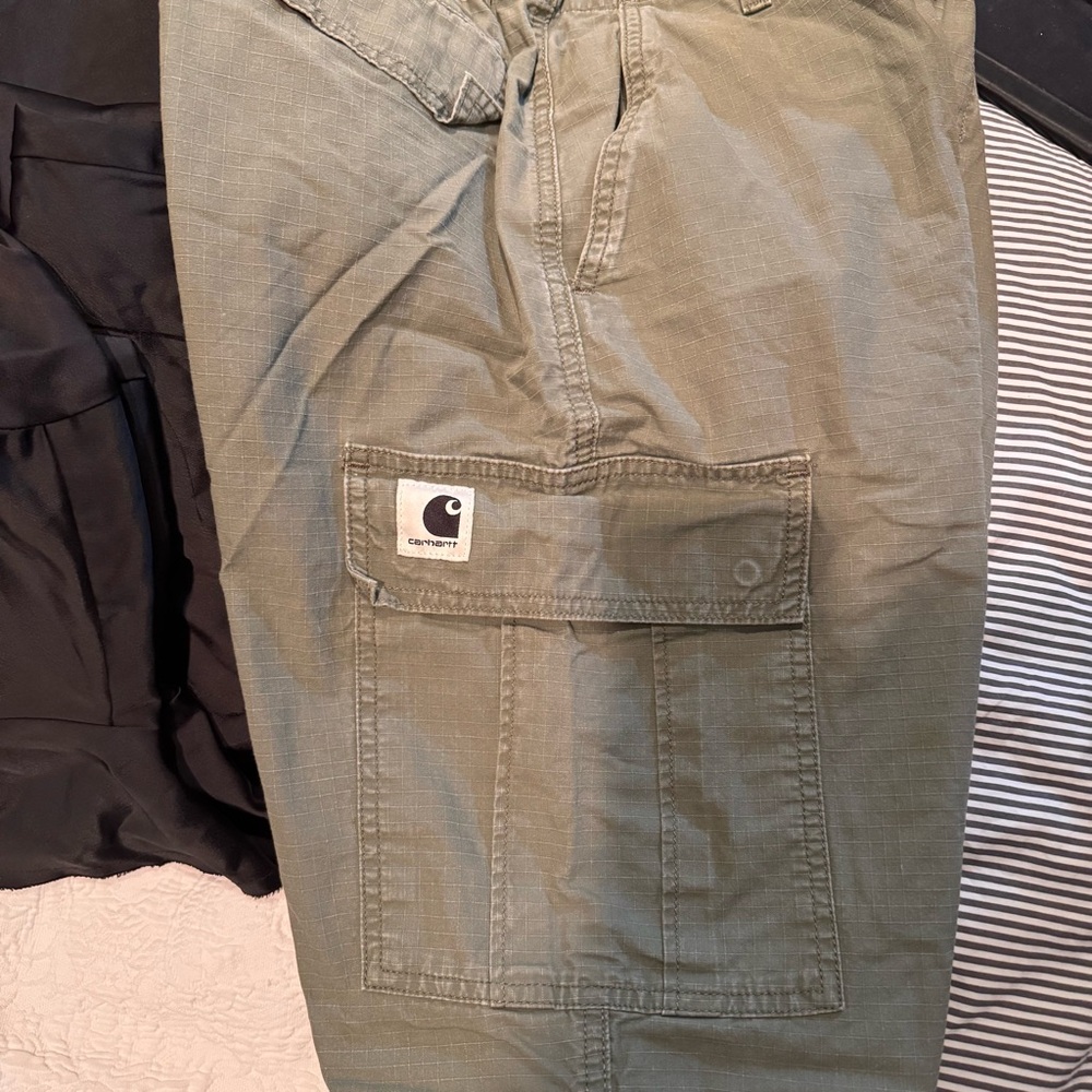 Carhartt WIP Olive Wide Leg cargo Pants